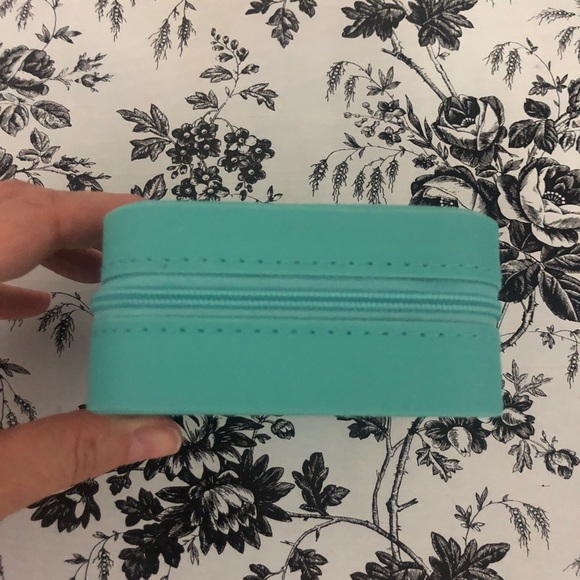 Tiffany Blue Travel Jewelry Box - Picture 4 of 4